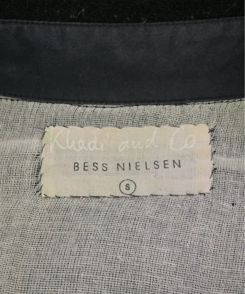Khadi and Co Soutien collar coats