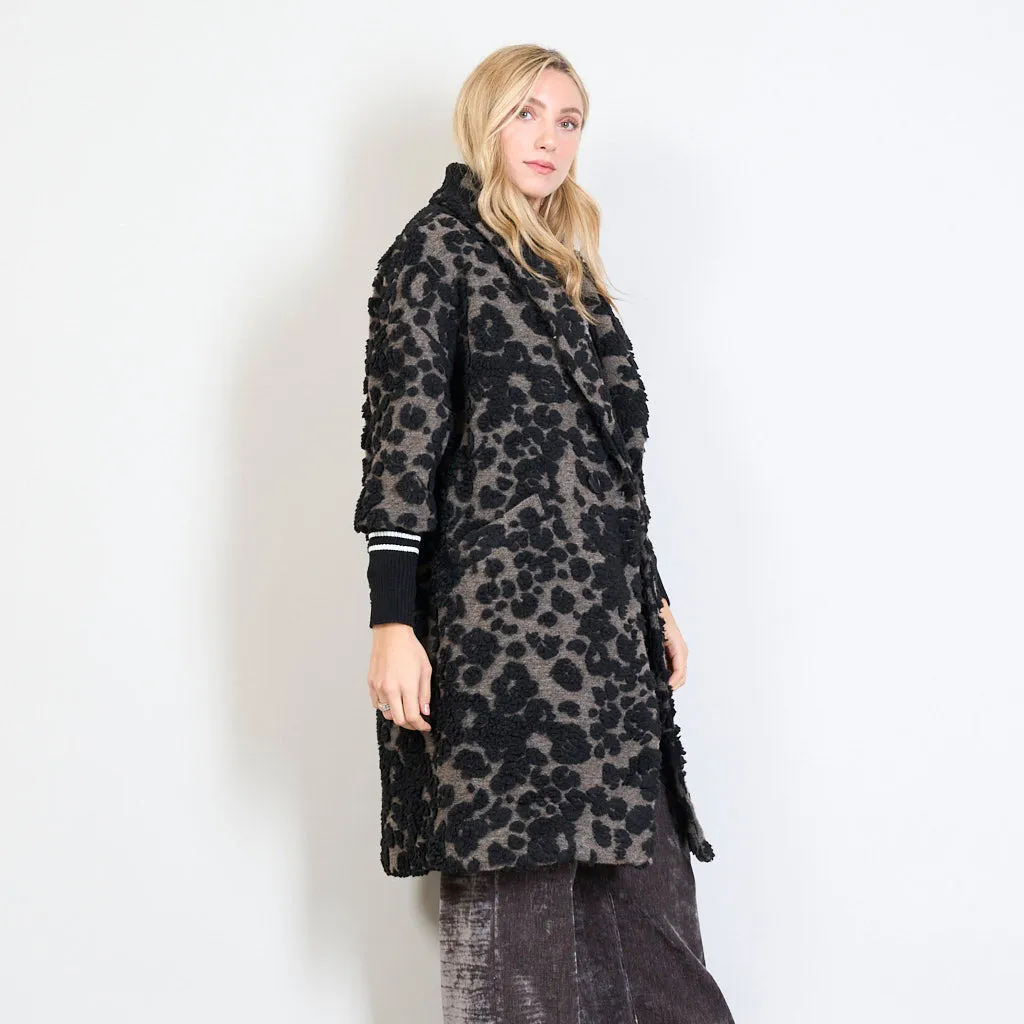 Long sleeves winter coat with elasticated cuffs wholesale
