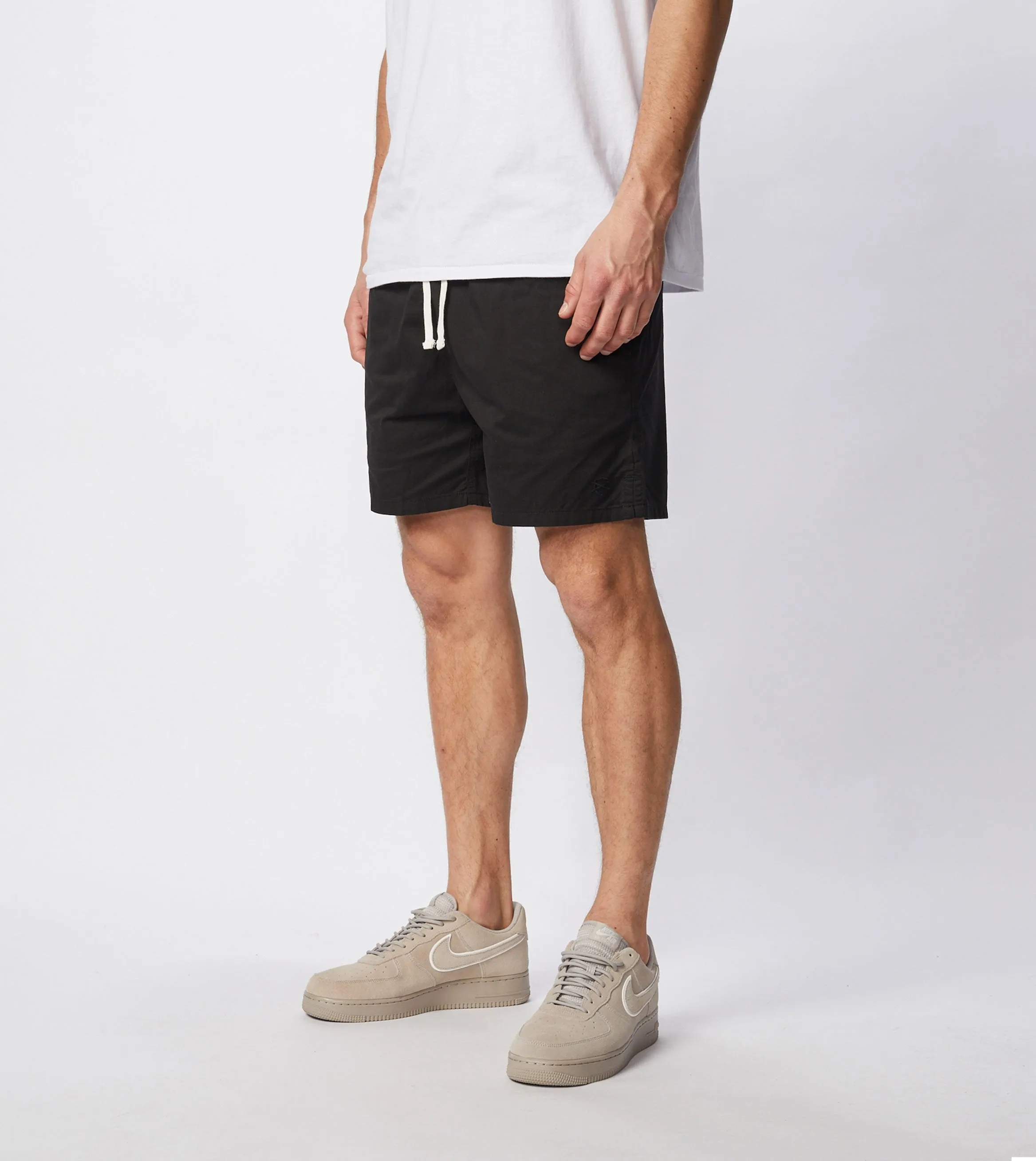 Zephyr Short Black