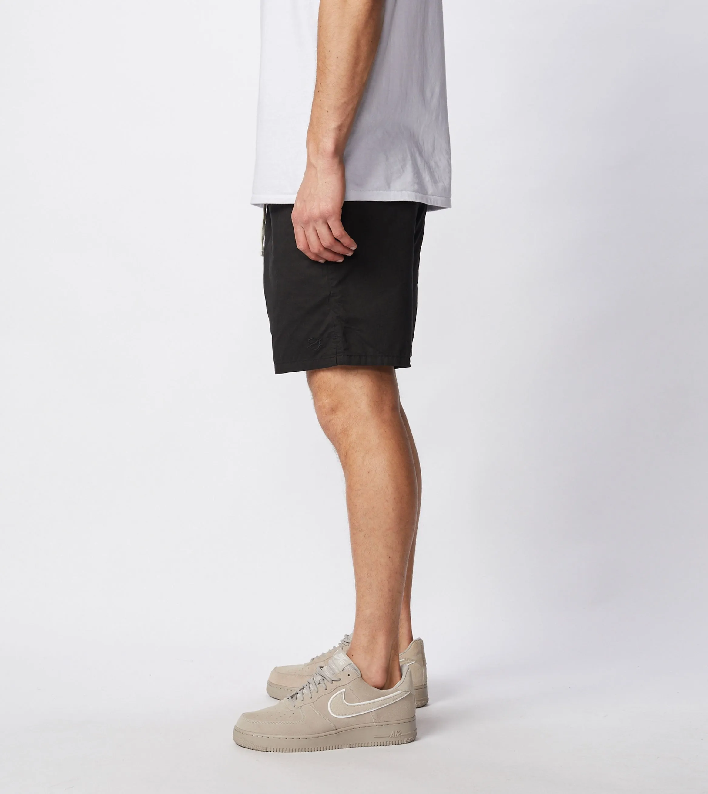 Zephyr Short Black